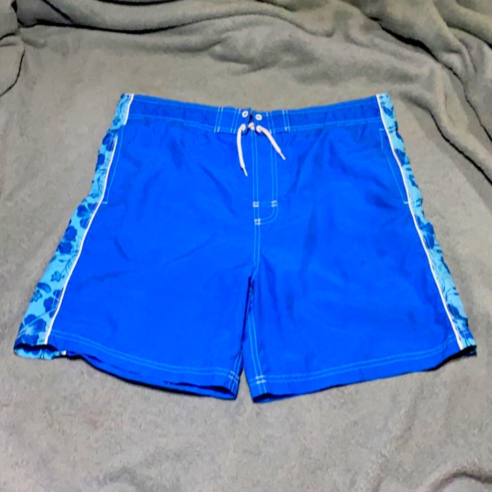 🔥🔥 Blue Hawaiian Flower Swim Trunks